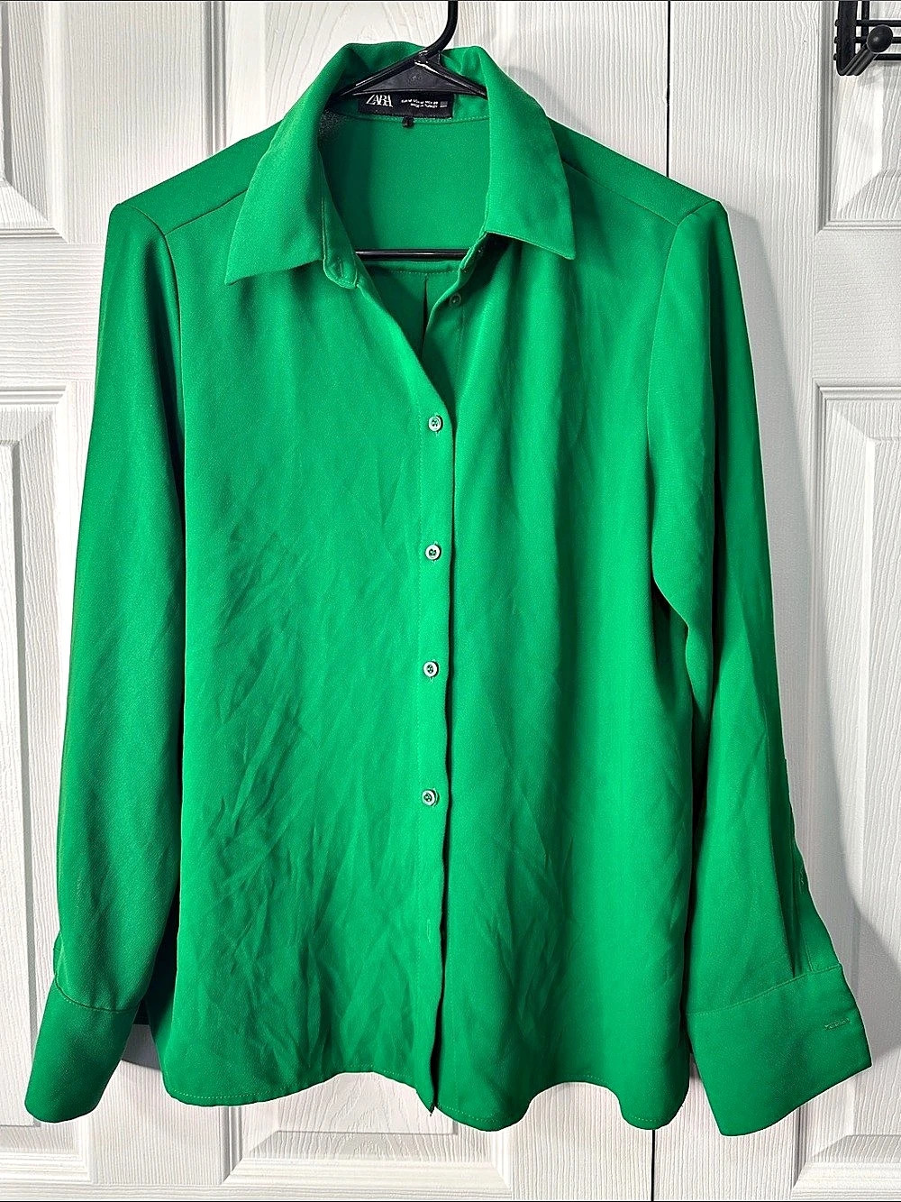ZARA Green Button Down Shirt Size Medium Like New